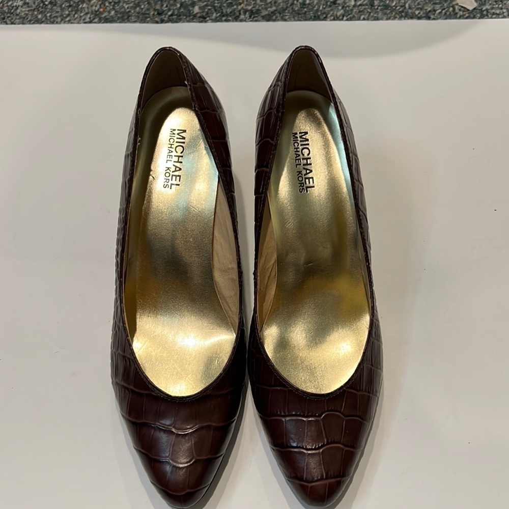 𝅺MICHAEL Michael Kors Crocodile Heels, Size 10
